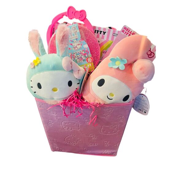 Hello Kitty storage bin Easter bundle 60 x 90 strawberry soft throw - Picture 2 of 13